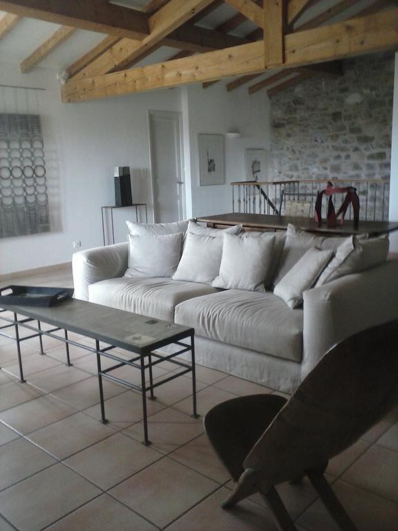 La Maison Du Ruisseau Conilhac-Corbieres Exterior photo